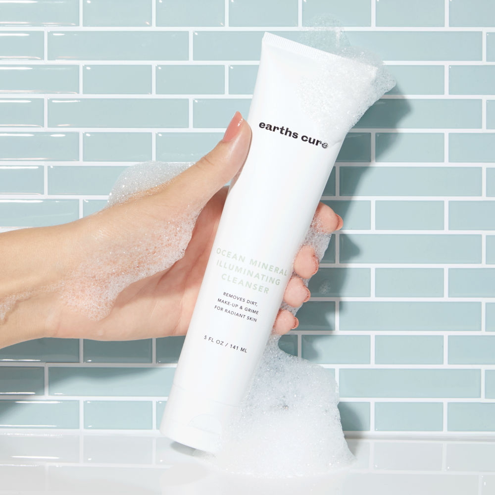 Ocean Mineral Illuminating Cleanser